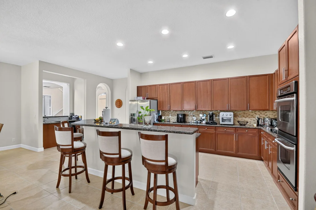 Photo of 6039 WALNUT HILL Drive