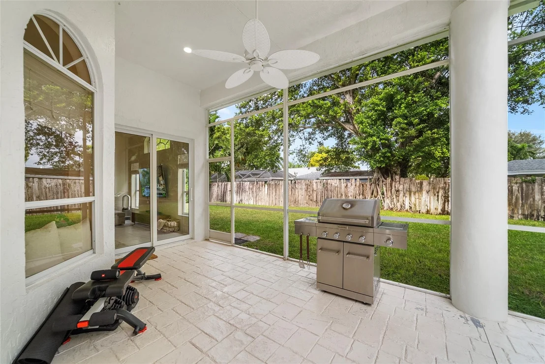 Photo of 10288 Lexington Estates Boulevard