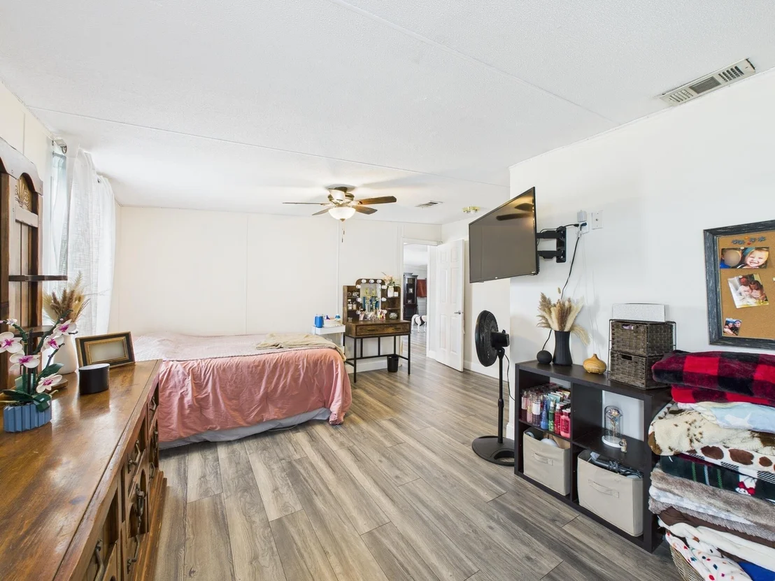 Photo of 2452 SE 21st Terrace