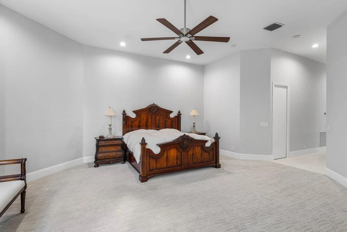 Photo of 17607 Bocaire Place