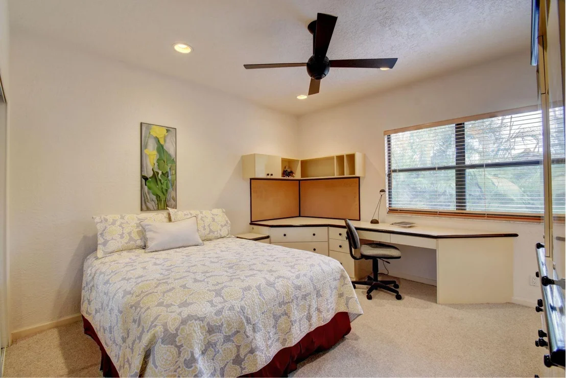 Photo of 4567 NW 25th Way