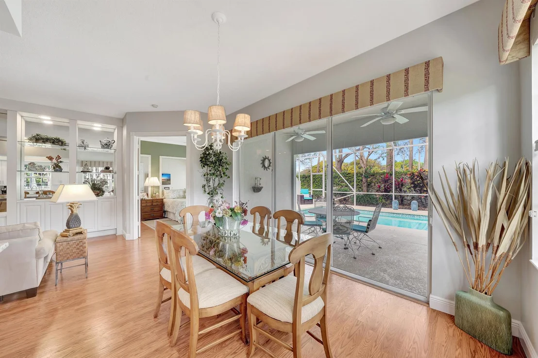 Photo of 4775 Temple Drive