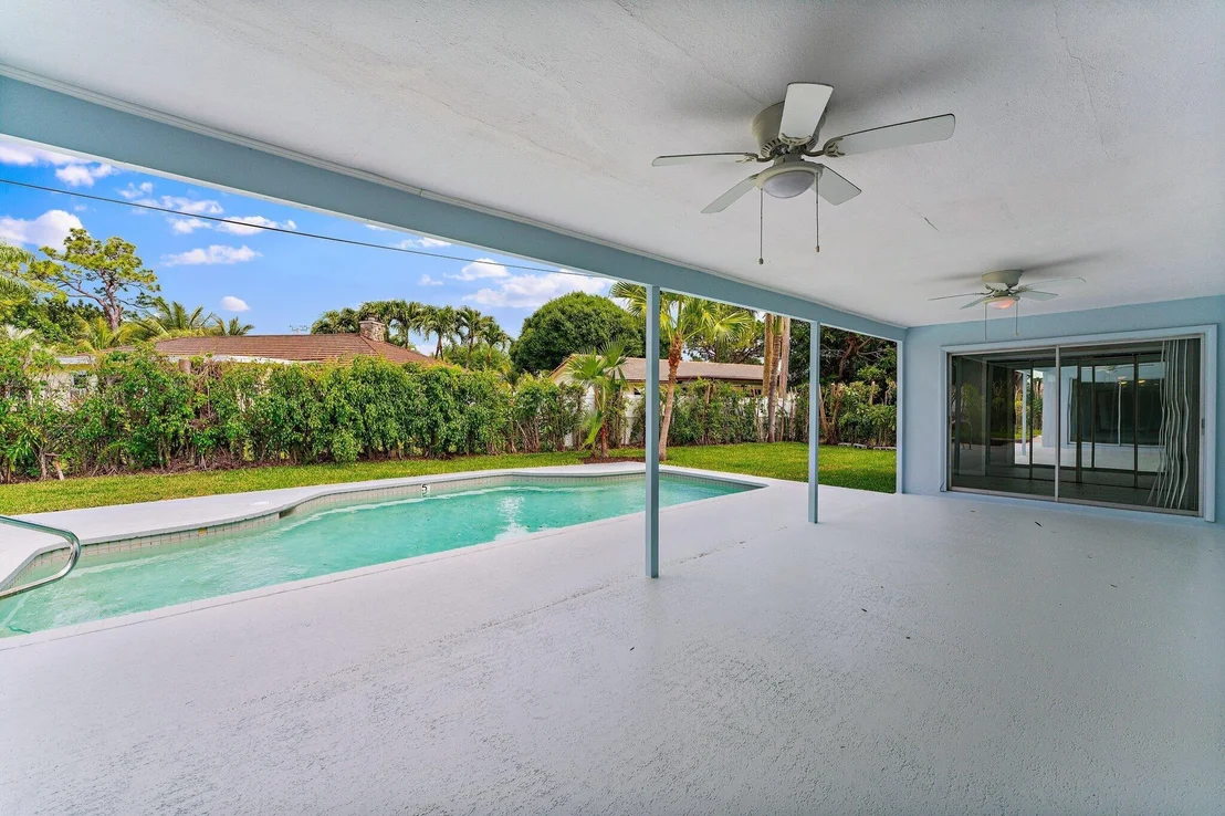 Photo of 538 Dover Road N