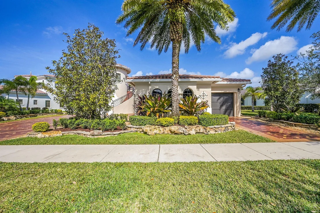 Photo of 6930 Long Leaf Drive