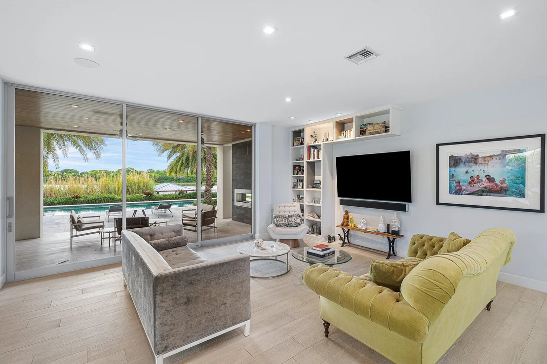 Photo of 1508 Lake Drive