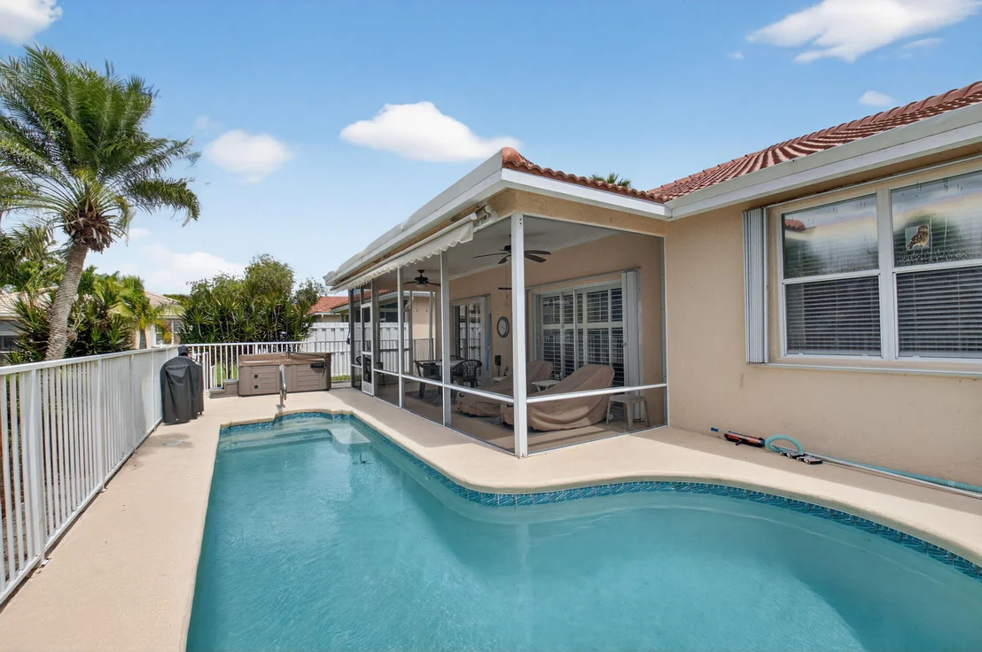 Photo of 10833 Madison Drive