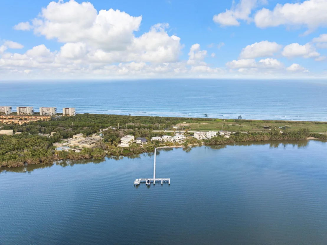 Photo of 7671 Pelican Pointe Drive