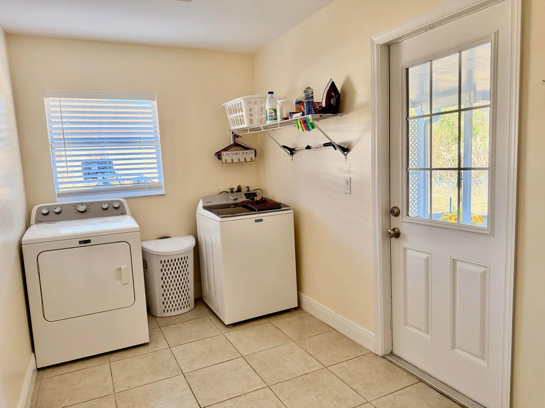 Photo of 3218 NW 33rd Avenue