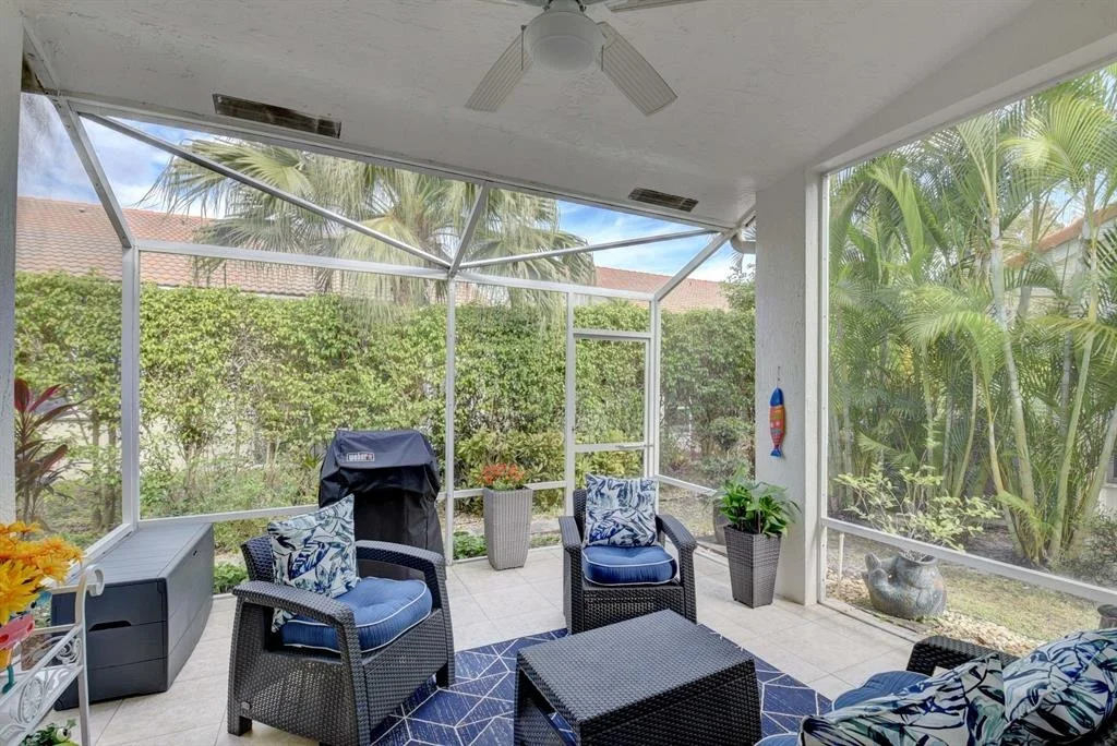 Photo of 6169 Heliconia Road