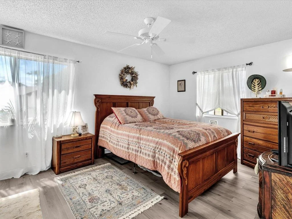 Photo of Unit D2 at 342 Pine Ridge Circle