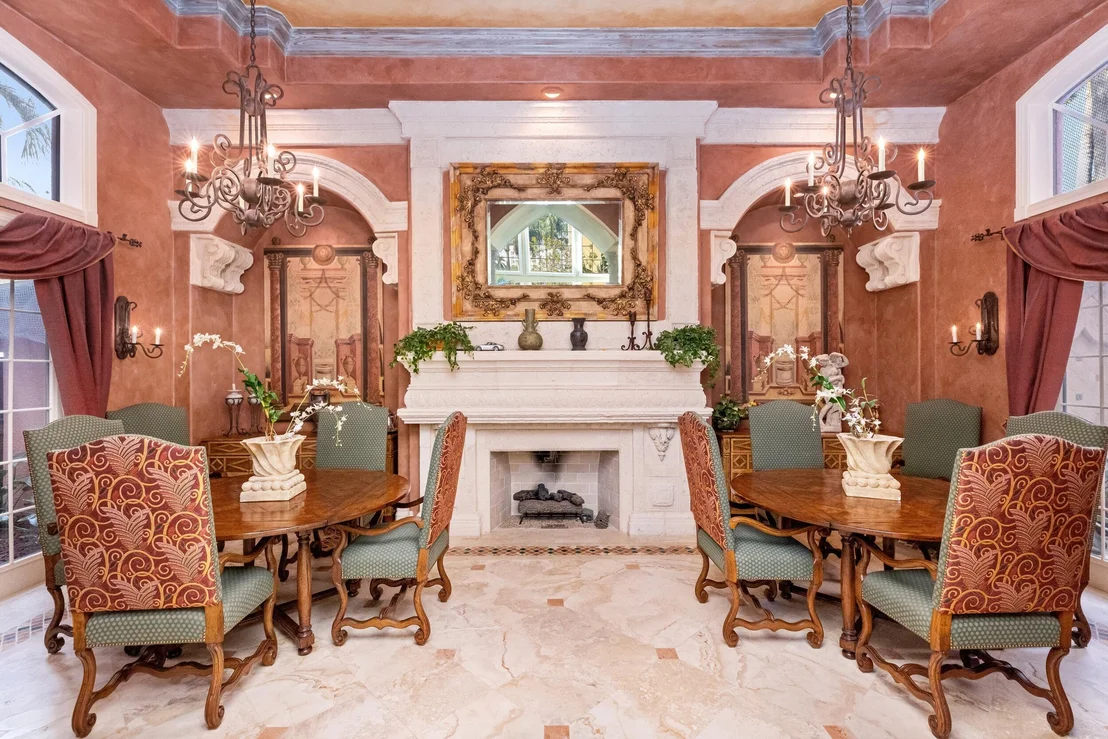 Photo of 446 Addison Park Lane