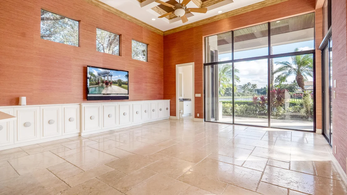 Photo of 17602 Middle Lake Drive