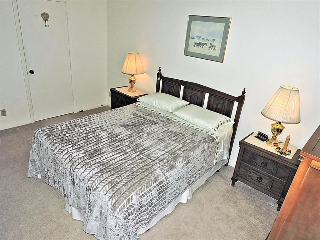 Photo of Unit D2 at 333 Pine Ridge Circle