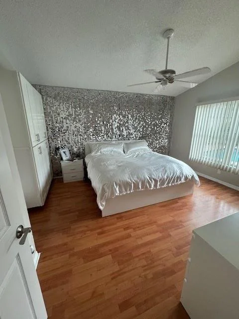 Photo of 6972 NW 19th Street