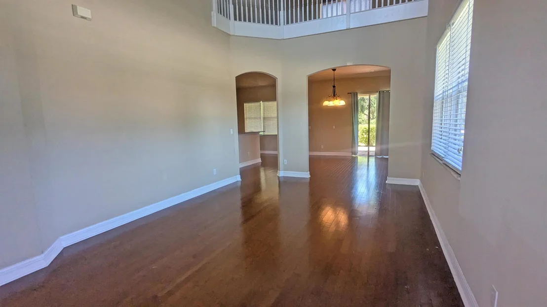 Photo of 5571 57 Way