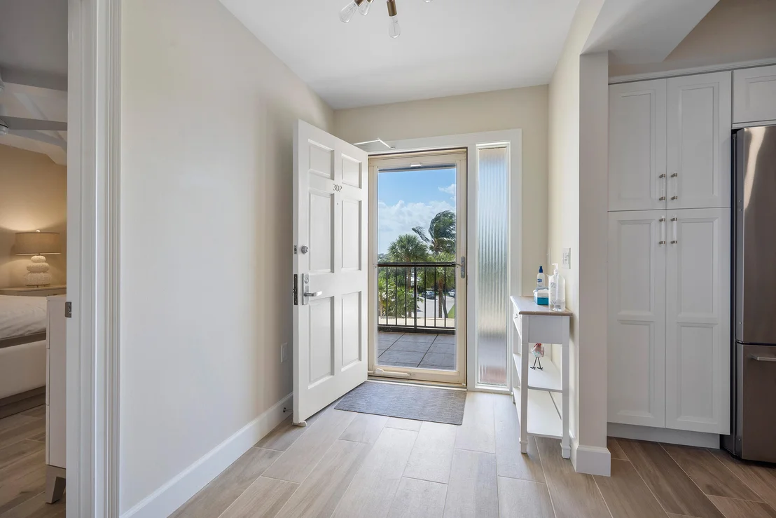 Photo of Unit 302 at 100 Beach Road