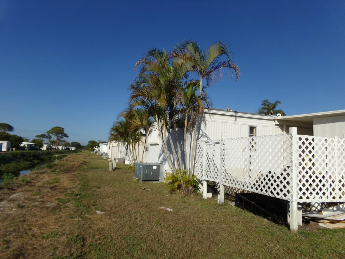 Photo of 40016 Humaco Bay
