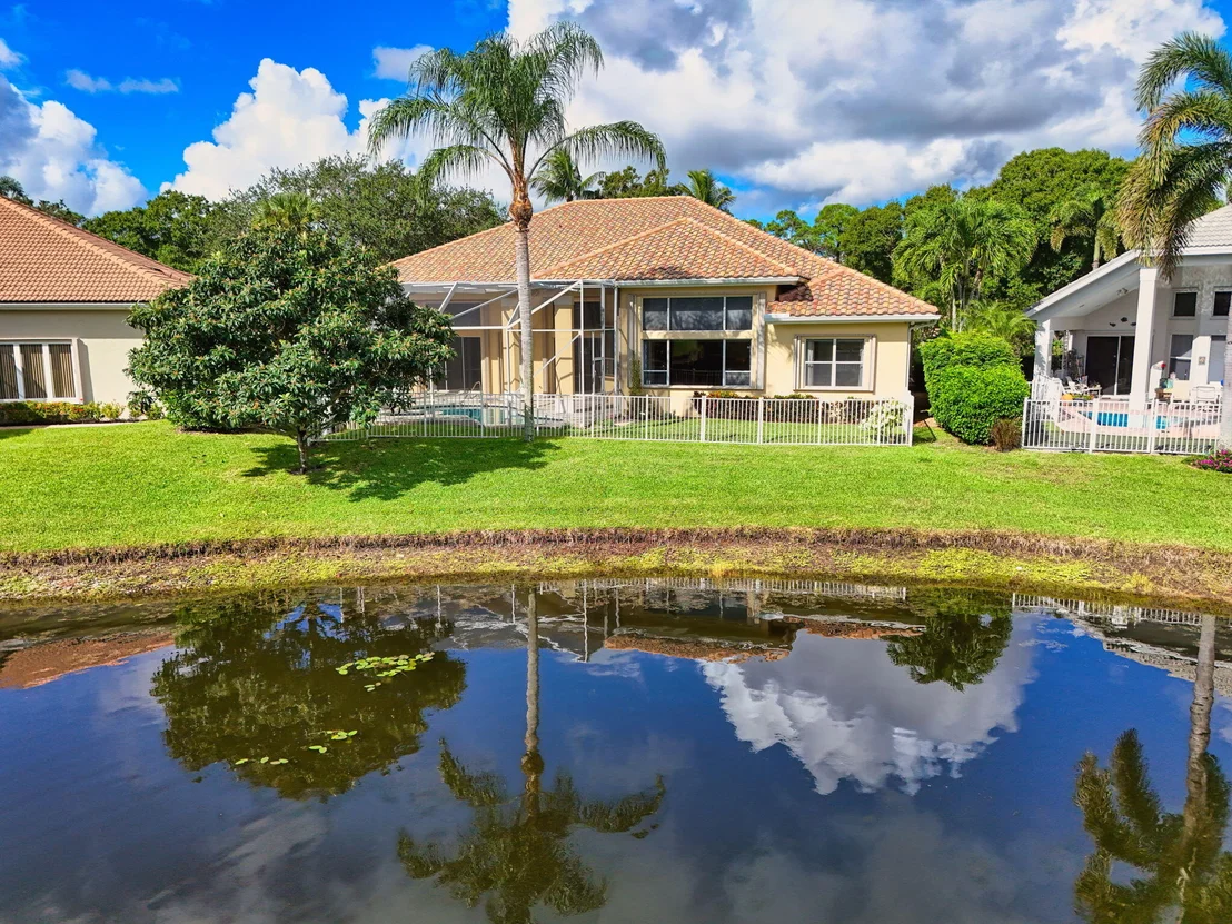 Photo of 111 N River Drive W