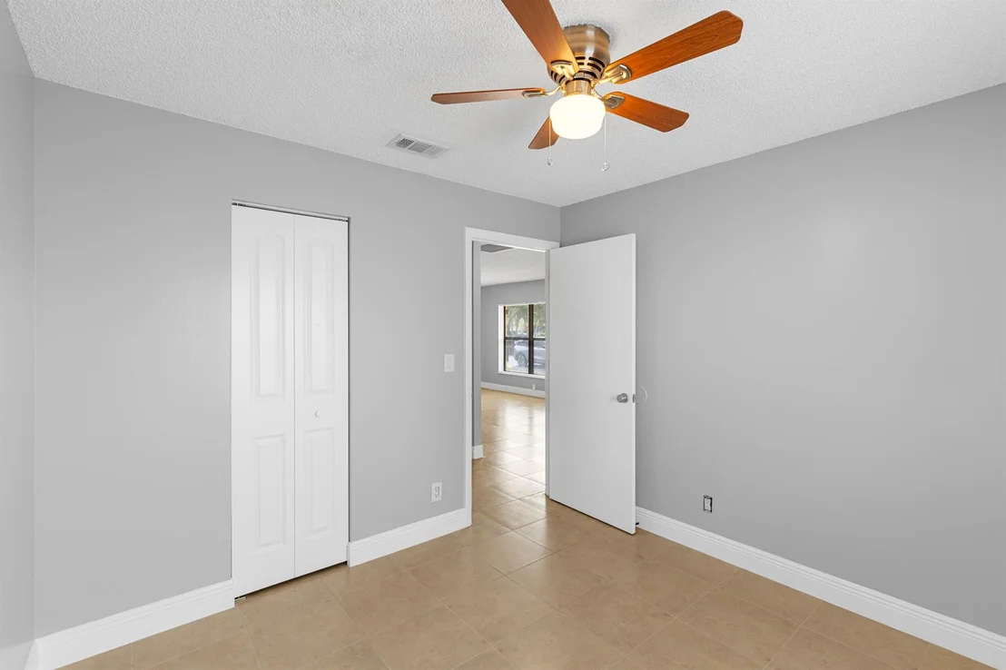 Photo of 5805 Ithaca Circle E