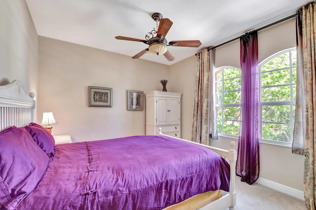 Photo of 10749 Castle Oak Drive