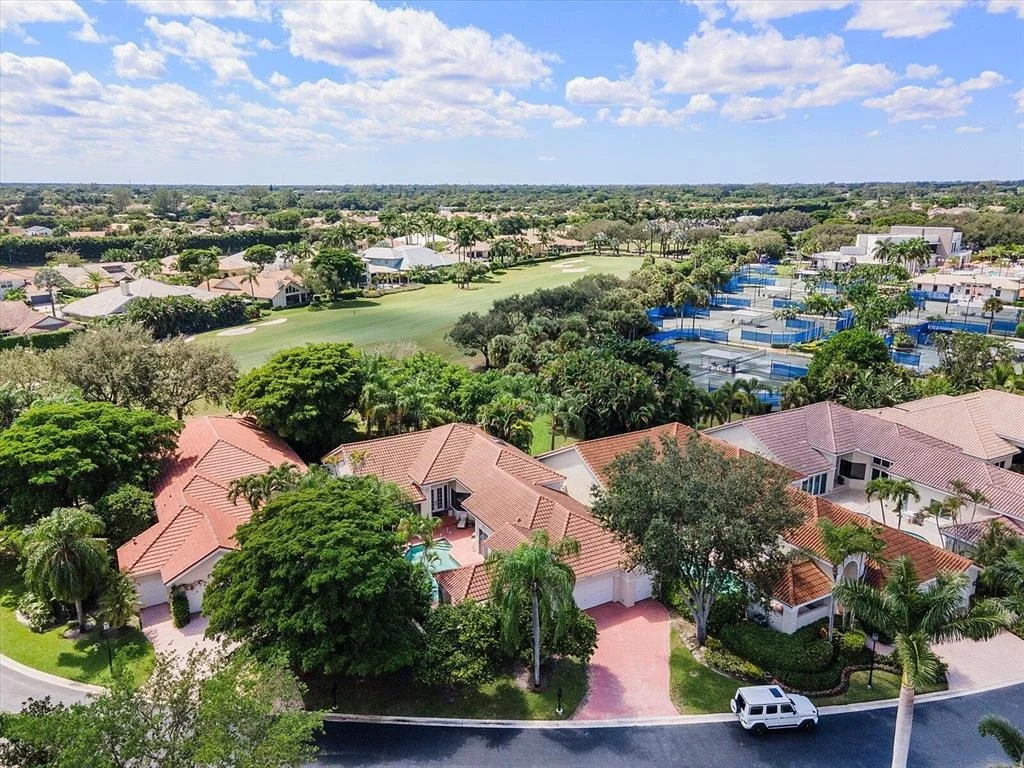 Photo of 7418 Campo Florido