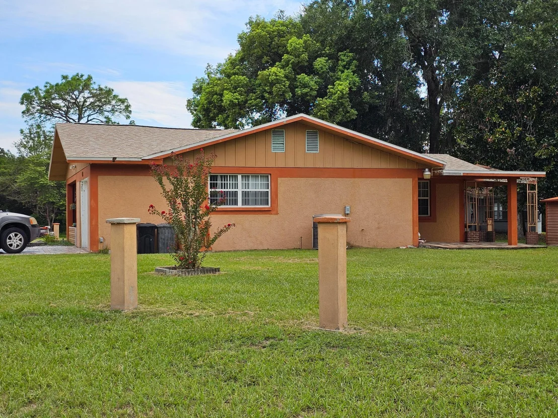 Photo of 474 Lake Road