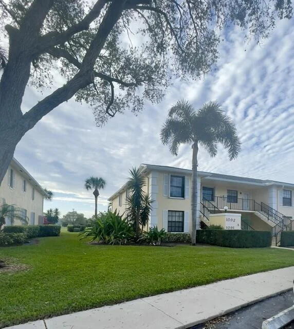 Photo of Unit A at 1092 Keystone Drive