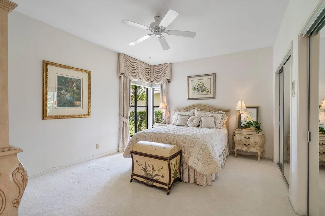 Photo of 7283 Mandarin Drive