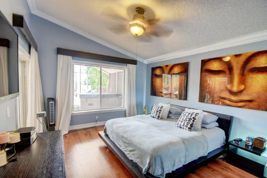 Photo of 4699 NW 7th Place