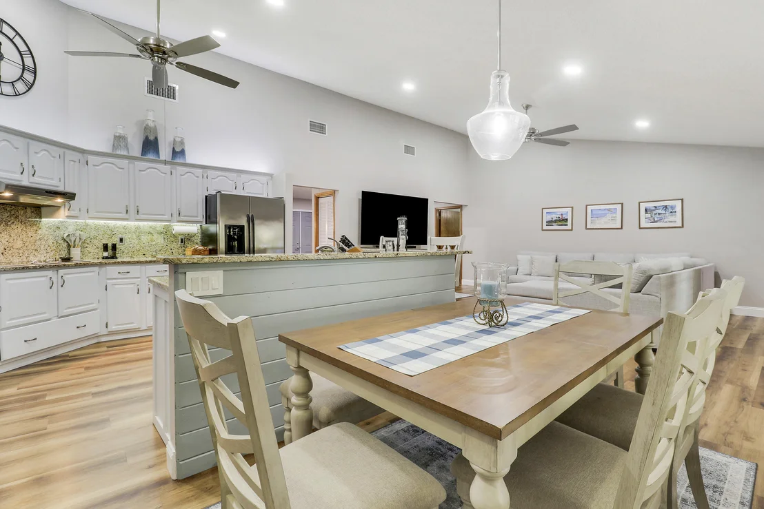Photo of 15421 110th Avenue N