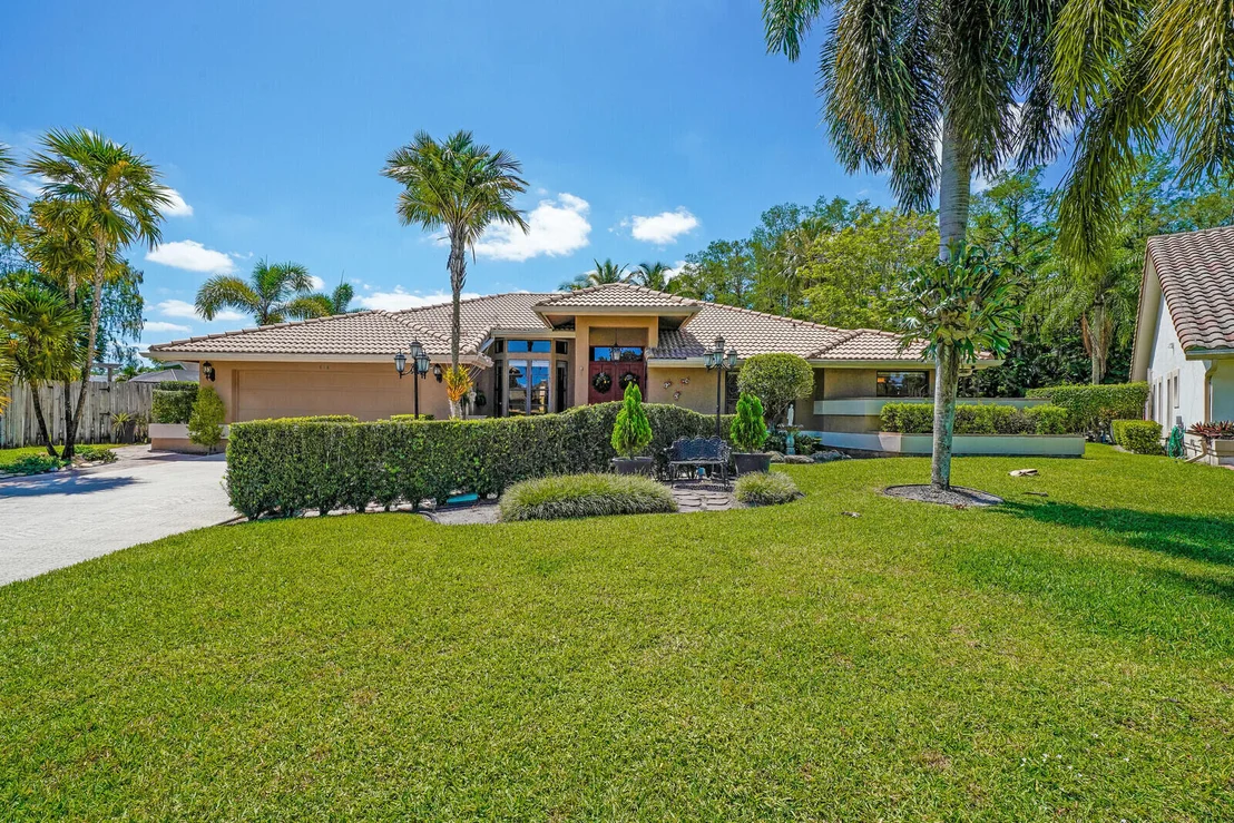 Photo of 818 Ivy Drive
