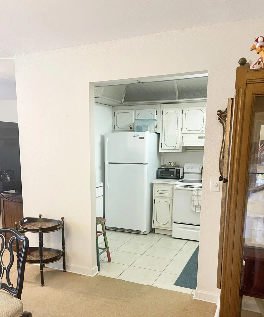 Photo of Unit D at 155 Brittany