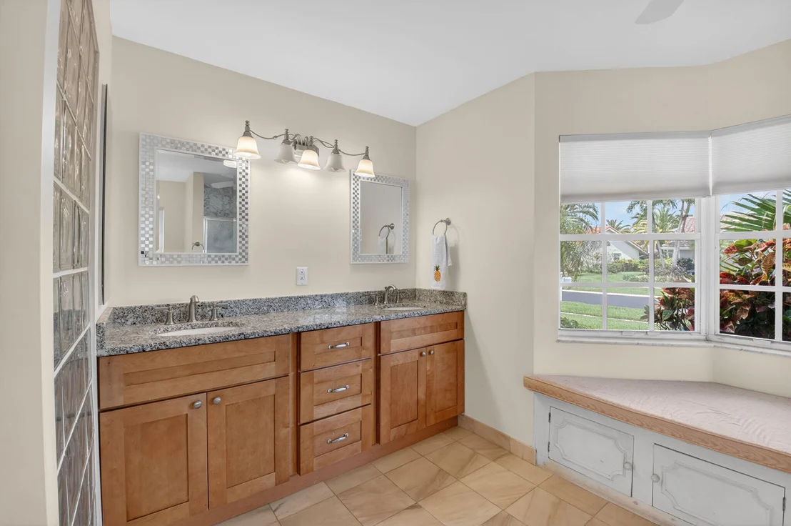 Photo of 6180 Golf Villas Drive
