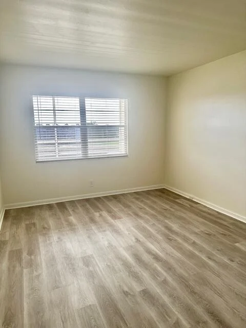 Photo of 4012 Exeter A