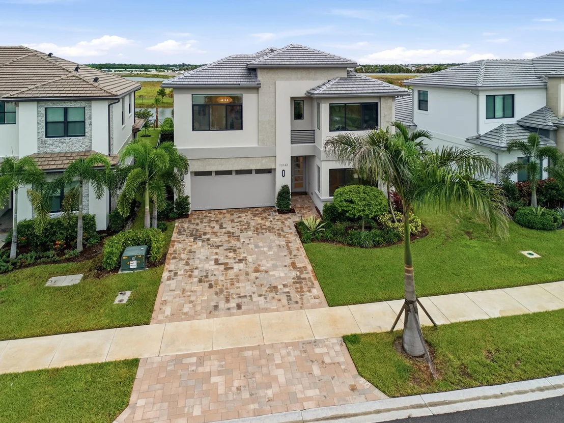 Photo of 13143 FEATHERING Way