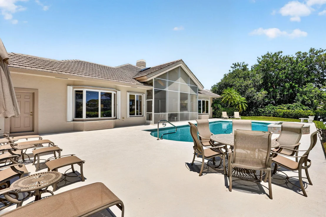 Photo of 6711 SE Barrington Drive