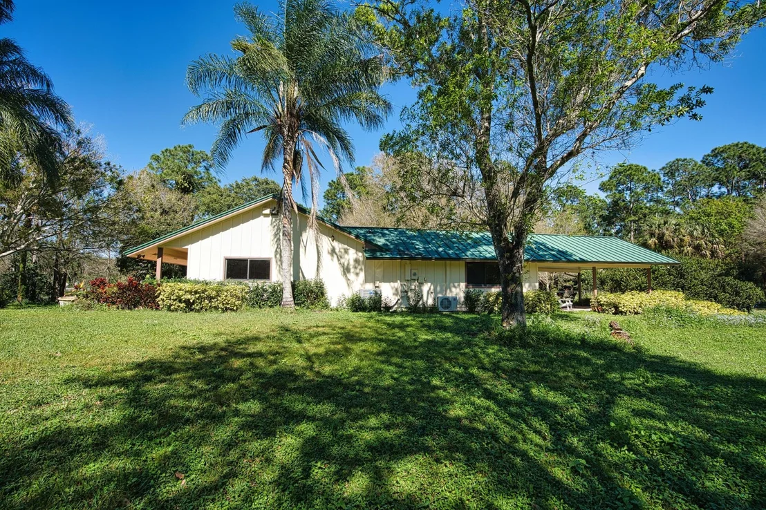 Photo of 18484 131st Trail N