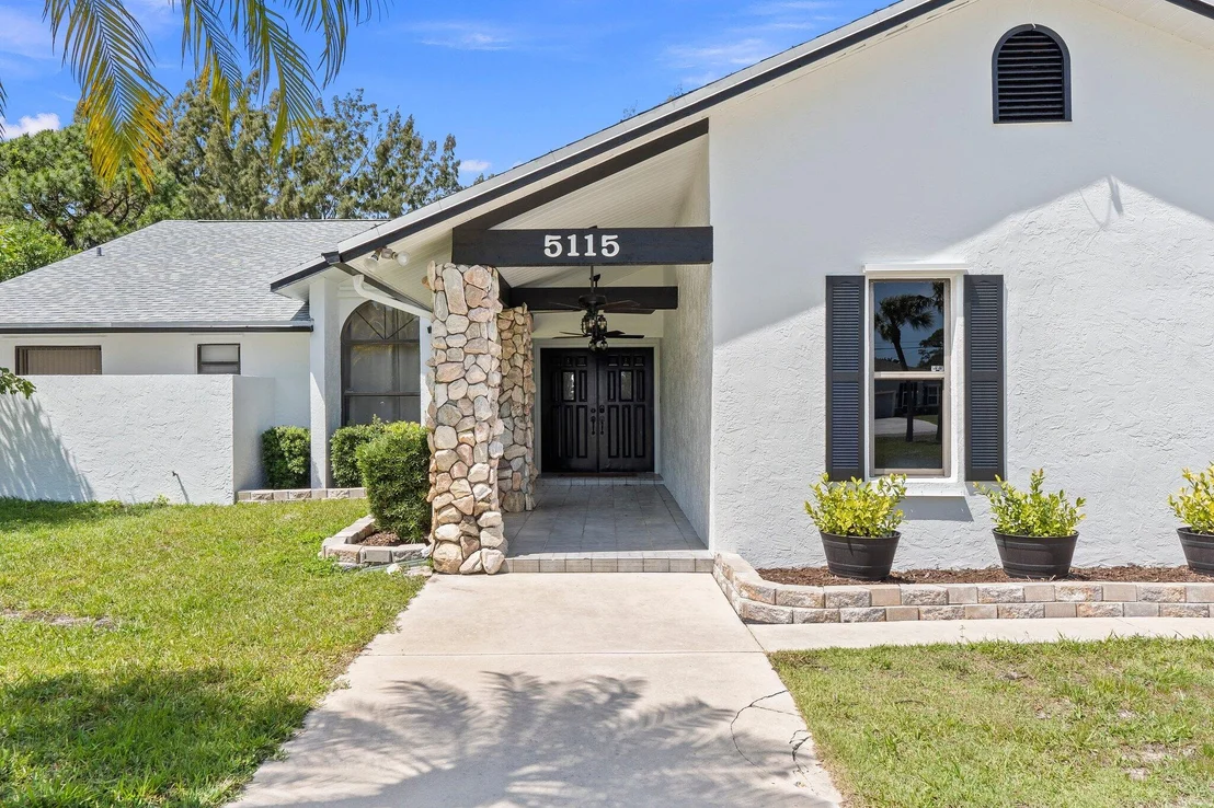Photo of 5115 Silver Oak Drive