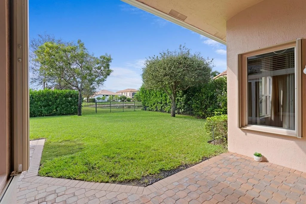 Photo of 9138 Pineville Drive