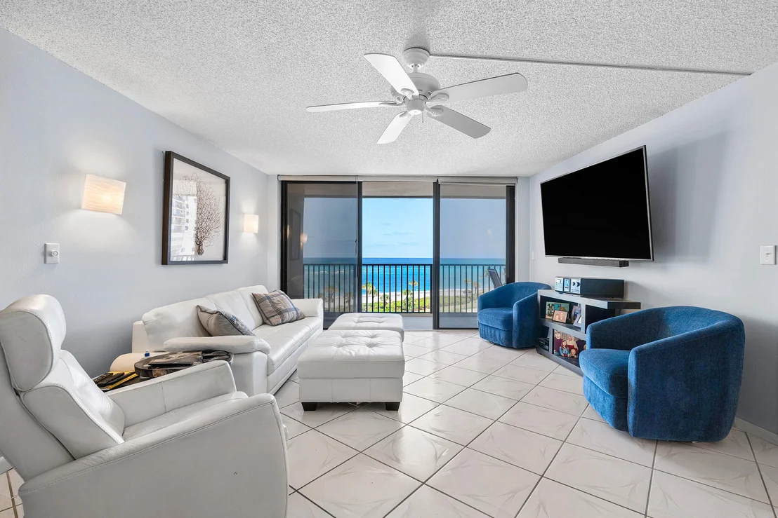 Photo of Unit 607 at 400 Ocean Trail Way