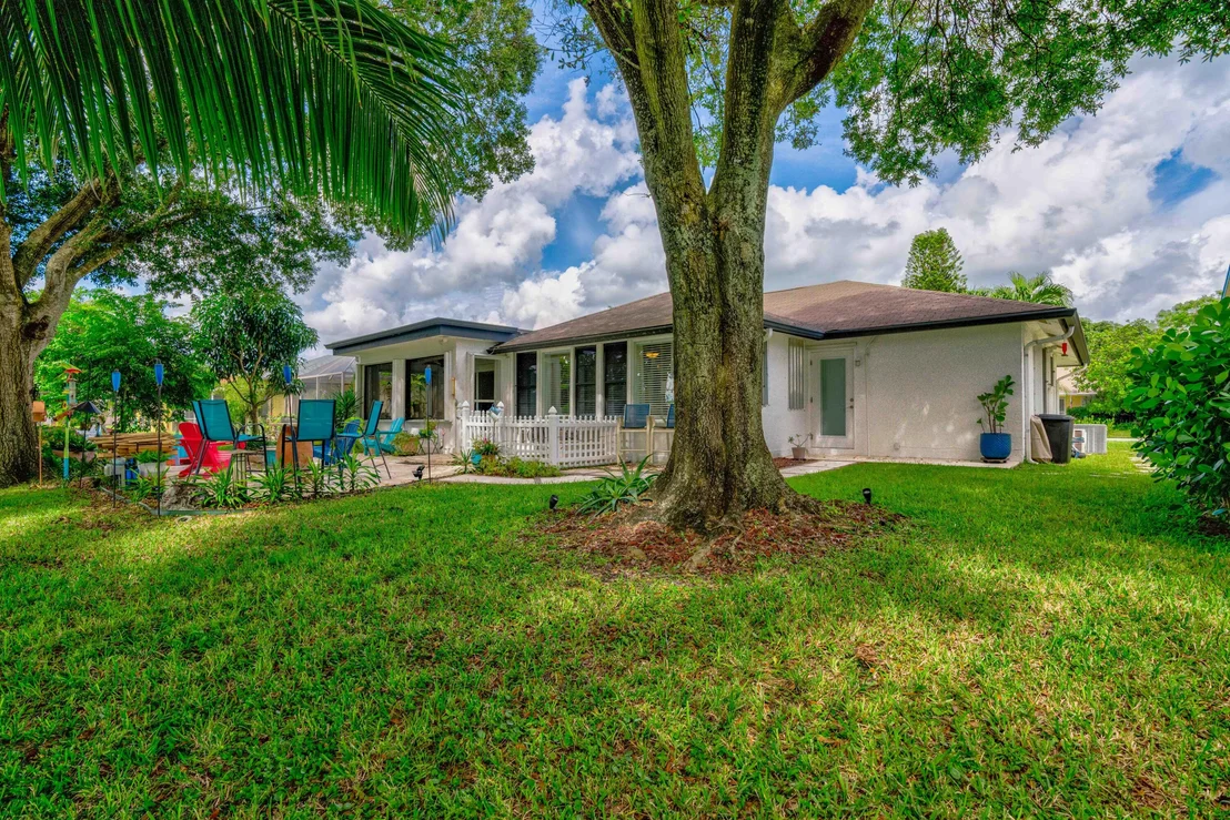 Photo of 126 Stillwater Circle