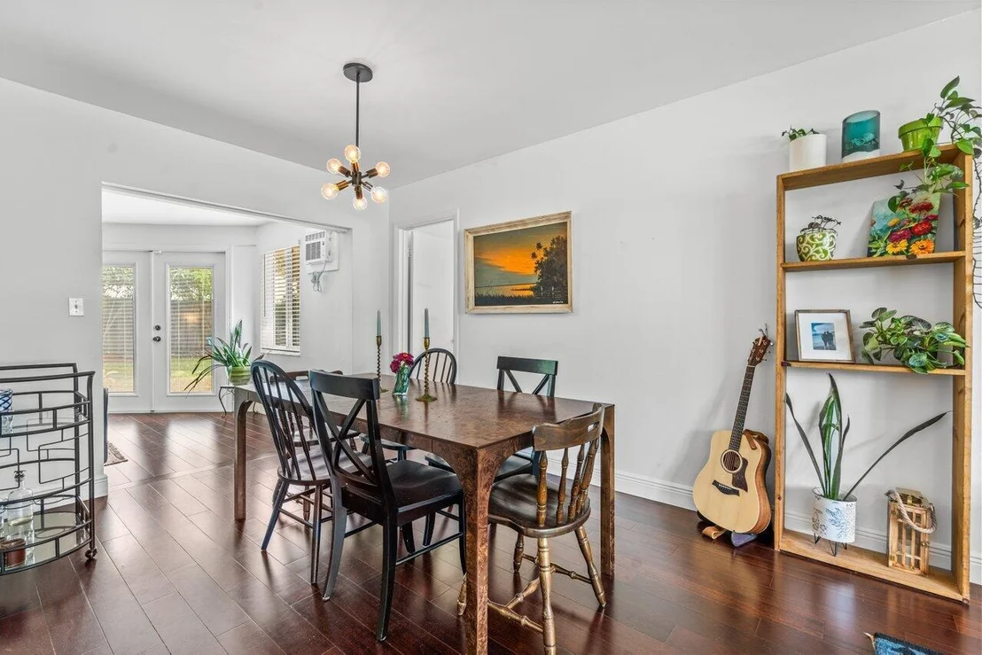 Photo of 609 Heron Drive