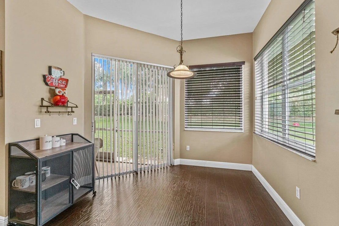 Photo of 7168 Copperfield Circle