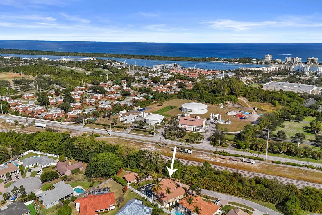 Photo of 603 N Cypress Drive