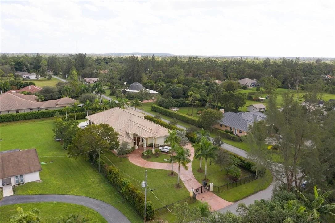 Photo of 6306 NW 66th Way