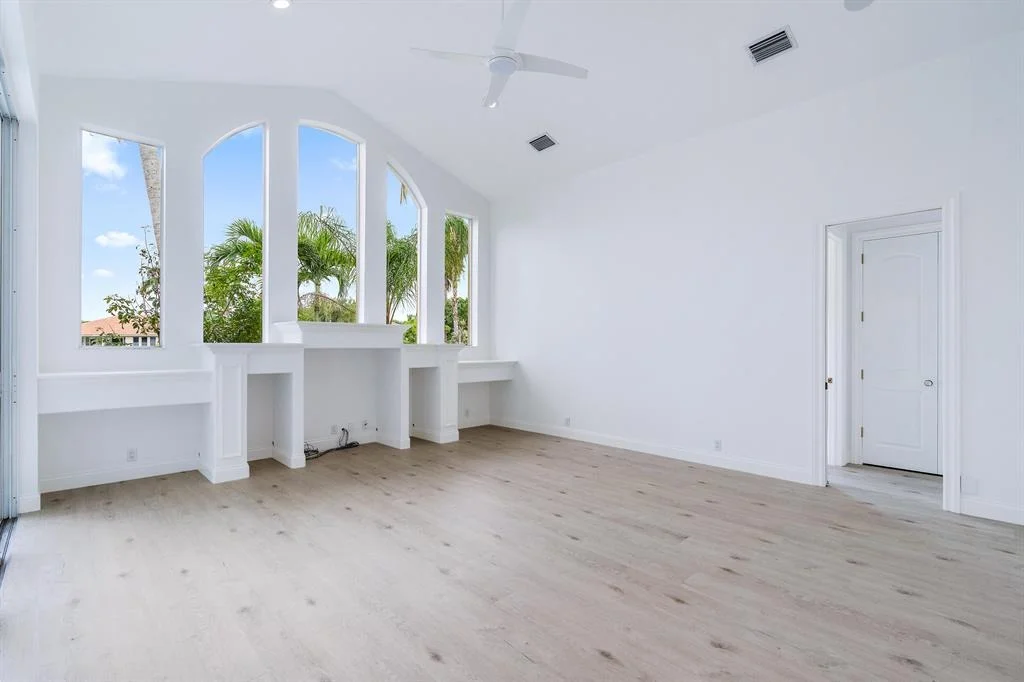 Photo of 18585 Lakeside Gardens Drive