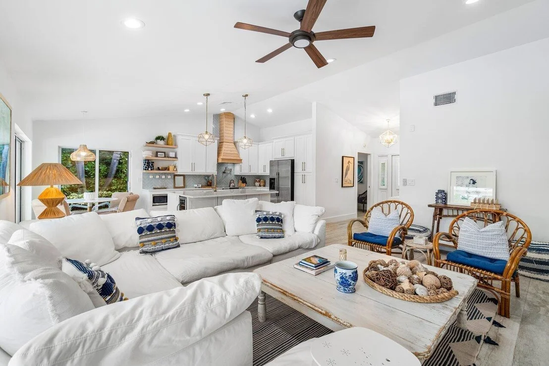 Photo of 415 Enfield Road
