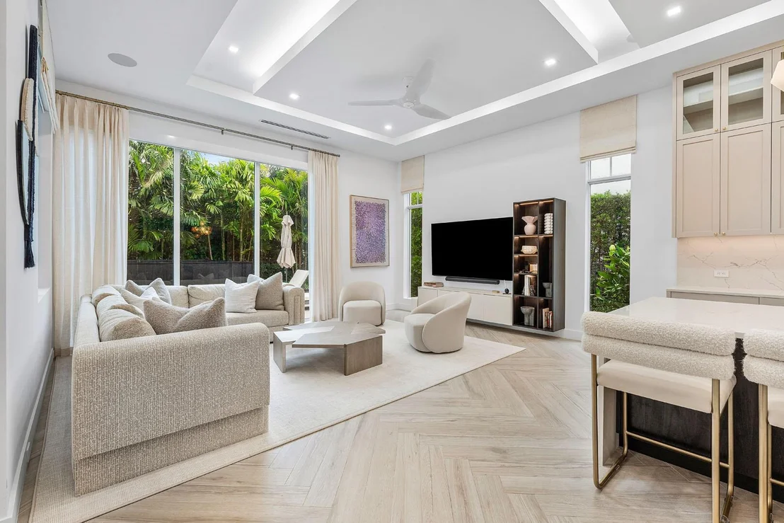 Photo of 290 Sabal Palm Terrace