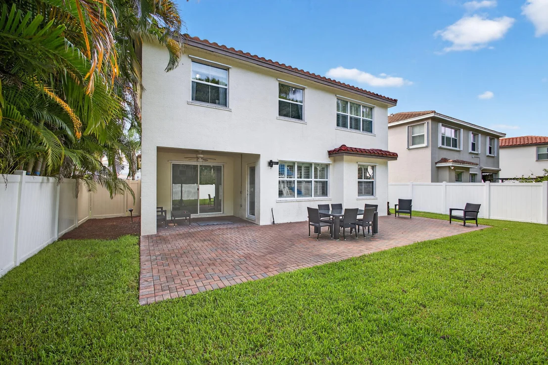 Photo of 9583 Phipps Lane
