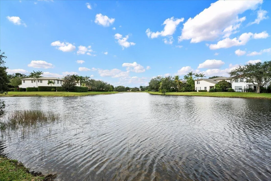 Photo of 653 Castle Drive